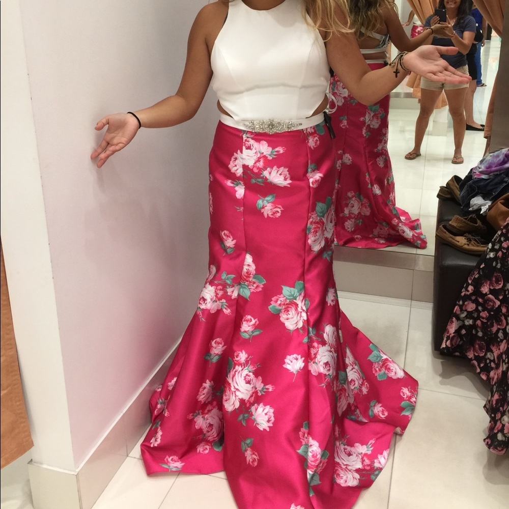 Dress -Prom